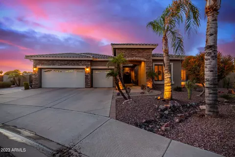 460 E Canyon Way, Chandler, AZ 85249