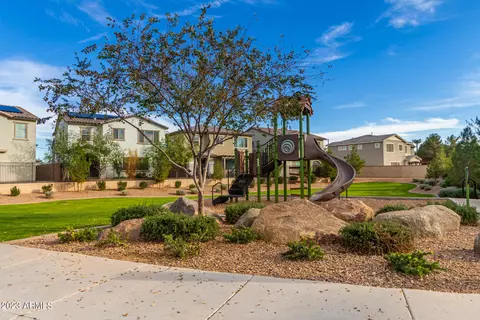 4723 E Tremaine Ave, Gilbert, AZ 85234 photo 28