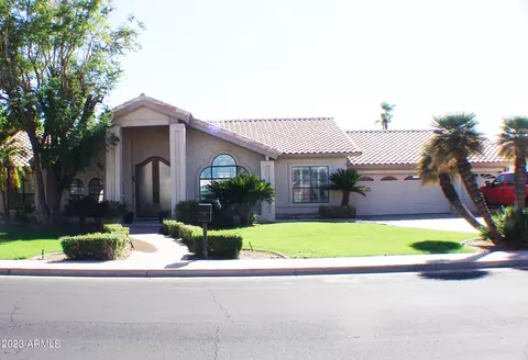 2517 E Laurel St, Mesa, AZ 85213