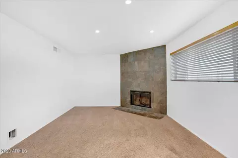 1042 E Kerry Ln, Phoenix, AZ 85024 photo 11