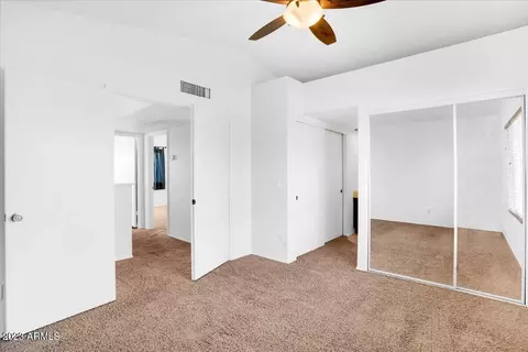 1042 E Kerry Ln, Phoenix, AZ 85024 photo 17