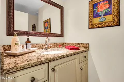 3433 E Meadowbrook Ave, Phoenix, AZ 85018 photo 30