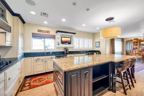 3433 E Meadowbrook Ave, Phoenix, AZ 85018 photo 6