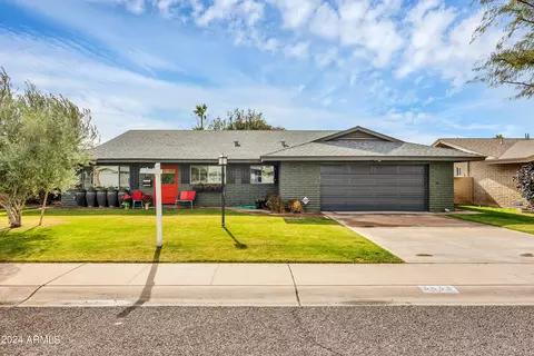 3433 E Meadowbrook Ave, Phoenix, AZ 85018