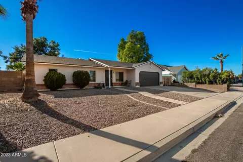 6409 E Princess Dr, Mesa, AZ 85205 photo 2