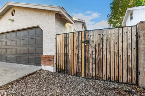 6409 E Princess Dr, Mesa, AZ 85205 photo 11