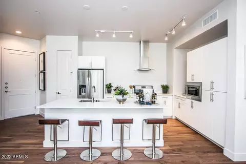 3131 N Central Ave #7015, Phoenix, AZ 85012