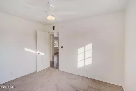 1815 E Lynne Ln, Phoenix, AZ 85042 photo 15