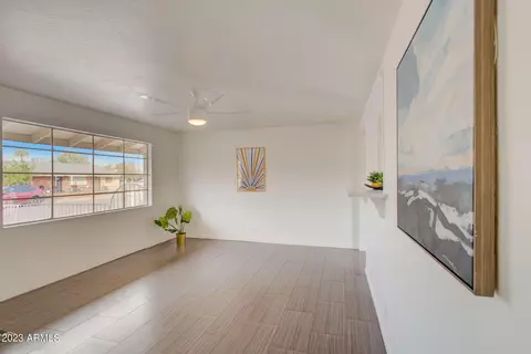 1815 E Lynne Ln, Phoenix, AZ 85042 photo 7