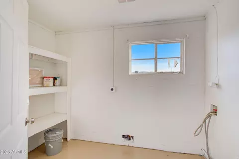 1815 E Lynne Ln, Phoenix, AZ 85042 photo 16