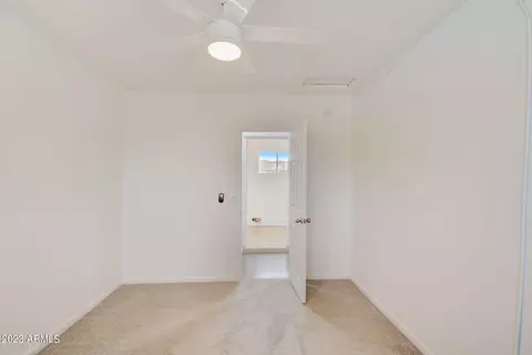 1815 E Lynne Ln, Phoenix, AZ 85042 photo 13