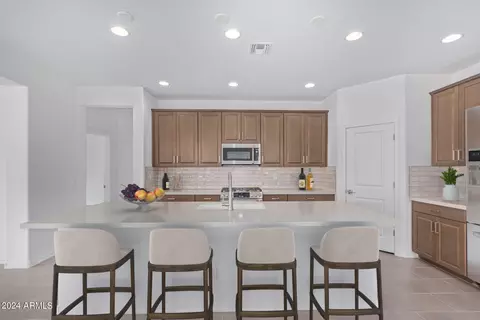 Kitchen - 7802 E Quartet Ave, Mesa, AZ 85212 photo 2 of 9