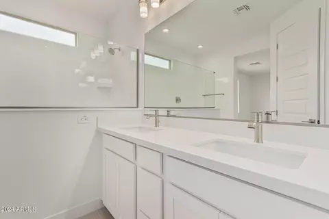 Bath - 7808 E Quartet Ave, Mesa, AZ 85212 photo 1 of 4