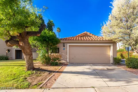 602 S Marina Dr, Gilbert, AZ 85233