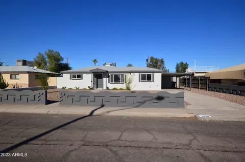 2828 W Echo Ln, Phoenix, AZ 85051 photo 2