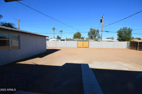 2828 W Echo Ln, Phoenix, AZ 85051 photo 15