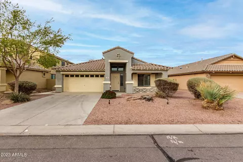 724 E Dry Creek Rd, San Tan Valley, AZ 85143