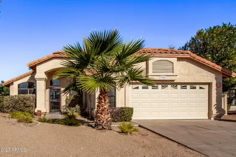7252 W Morrow Dr, Glendale, AZ 85308