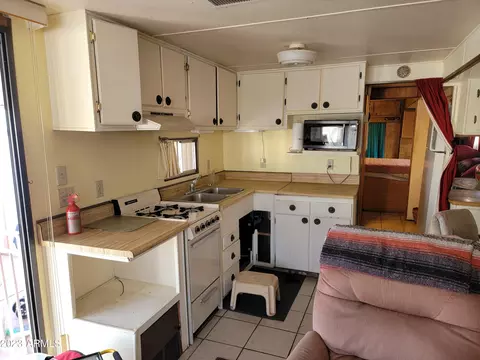 1136 S Sioux Dr #136, Apache Junction, AZ 85119 photo 7