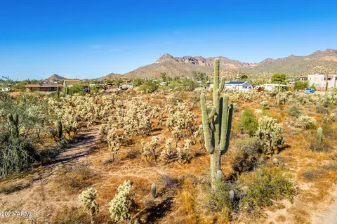 0 W Canyon St #-, Apache Junction, AZ 85120