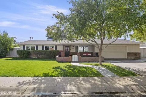 5533 E Cheery Lynn Rd, Phoenix, AZ 85018