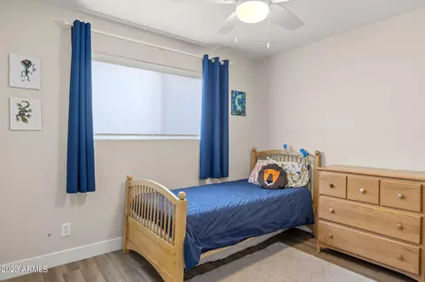 Bedroom - 5533 E Cheery Lynn Rd, Phoenix, AZ 85018 photo 4 of 4