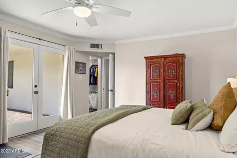 Bedroom - 5533 E Cheery Lynn Rd, Phoenix, AZ 85018 photo 2 of 4
