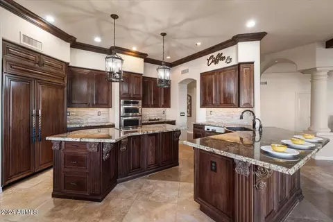 Kitchen - 1826 E Coral Tree Dr, Gilbert, AZ 85234 photo 2 of 4