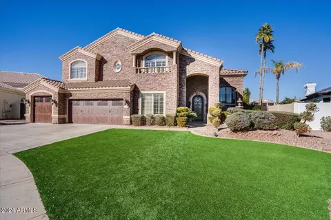 1826 E Coral Tree Dr, Gilbert, AZ 85234