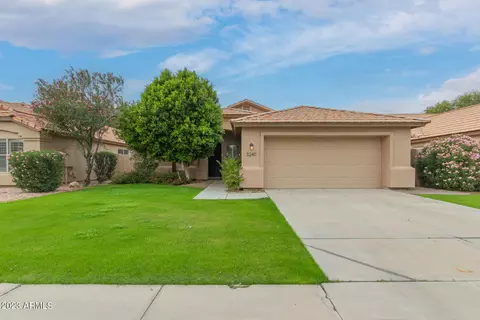 3240 S Cascade Pl, Chandler, AZ 85248