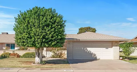 10415 W Tropicana Cir, Sun City, AZ 85351