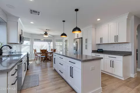 7273 W Charter Oak Rd, Peoria, AZ 85381