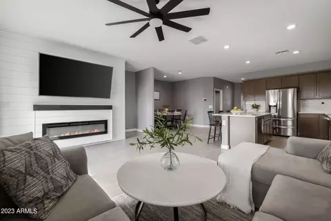 1311 W Chillingham Rd, San Tan Valley, AZ 85143