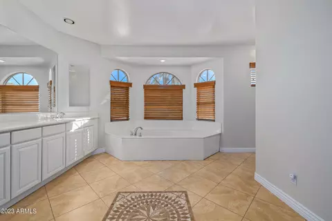 4593 E Carriage Way, Gilbert, AZ 85297 photo 33