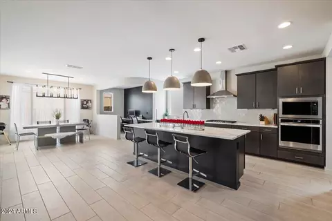 Kitchen - 5954 E Abraham Ln, Phoenix, AZ 85054 photo 2 of 3