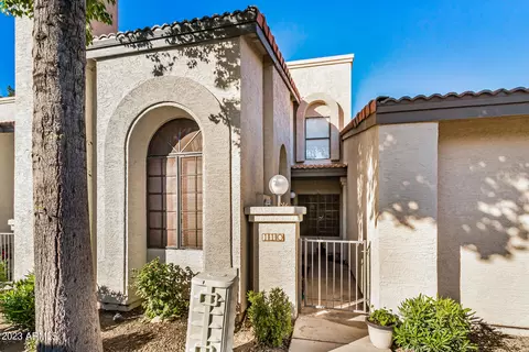 1718 S Longmore -- #110, Mesa, AZ 85202