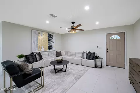 2210 E Marmora St, Phoenix, AZ 85022 photo 2