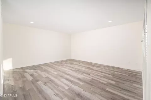 2670 E Oakleaf Dr, Tempe, AZ 85288 photo 4