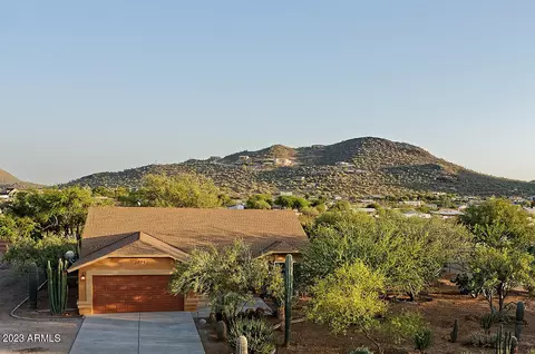 2725 W Irvine Rd, Phoenix, AZ 85086