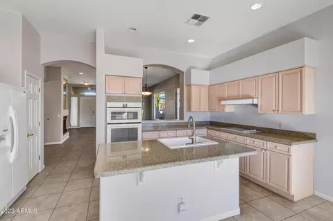 4147 E Hancock Dr, Phoenix, AZ 85028 photo 5