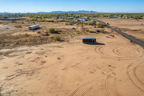 32551 N Felix Rd #B-3, San Tan Valley, AZ 85143