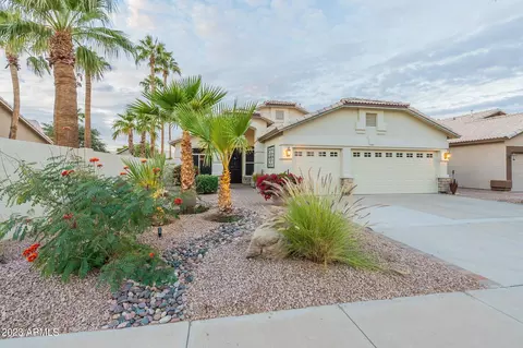 13738 W Vernon Ave, Goodyear, AZ 85395
