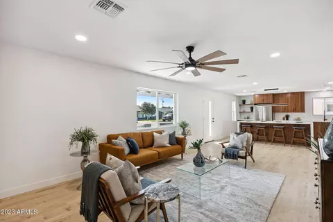 934 E Cavalier Dr, Phoenix, AZ 85014 photo 15