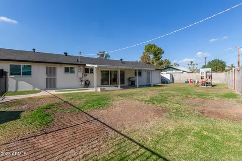 3025 E Mitchell Dr, Phoenix, AZ 85016 photo 22