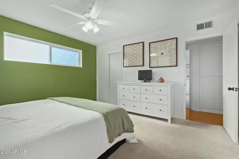3025 E Mitchell Dr, Phoenix, AZ 85016 photo 12