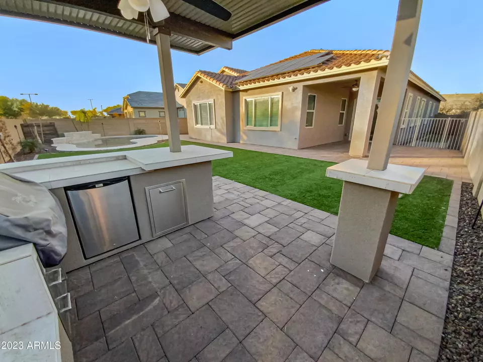  16991 W Alameda Rd, Surprise, AZ 85387 photo 8