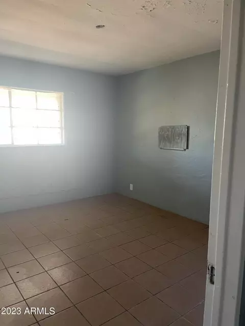 2011 N 27th Pl, Phoenix, AZ 85008 photo 6