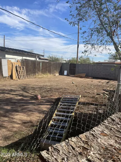 2011 N 27th Pl, Phoenix, AZ 85008 photo 10