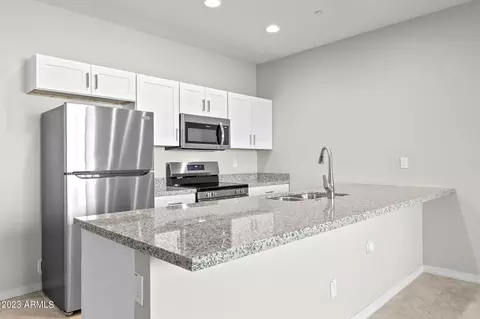 2821 E Tracy Ln #1, Phoenix, AZ 85032 photo 10
