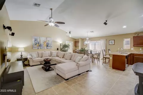 2822 E Park View Ln, Phoenix, AZ 85024 photo 3